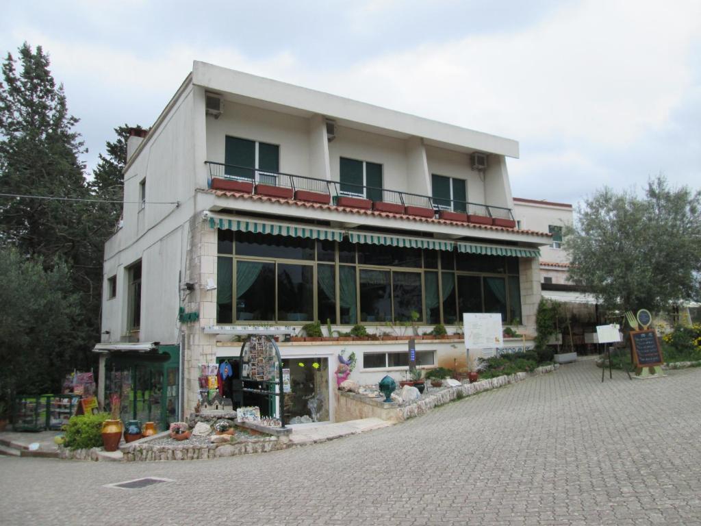 Hotel Autostello Castellana Grotte Zimmer foto